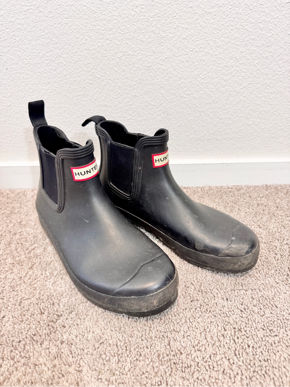 Hunter Original Chelsea Rain Boots Womens 8 Black Waterproof Rubber Ankle J85